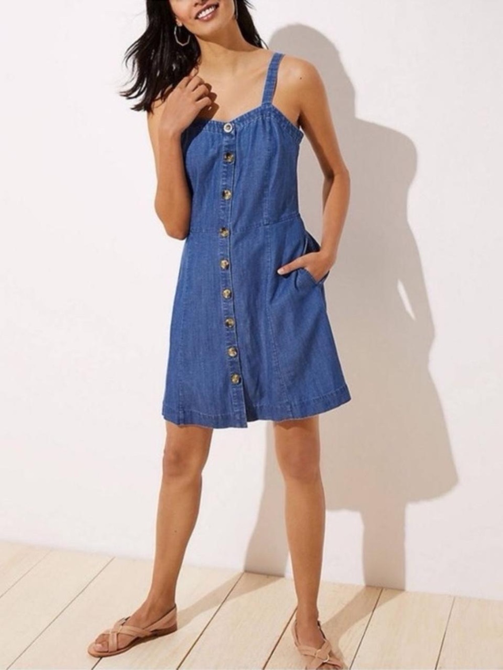 LOFT Chambray Button Down Pocket Dress Size 2